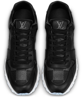 Louis Vuitton Run Away Sneakers 'Hitam dengan Corak Kotak Putih' 1AANN3 Lookbook Louis Vuitton Run Away Sneakers 'Hitam dengan Corak Kotak Putih' 1AANN3