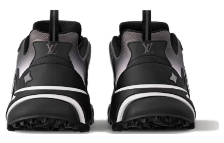 Shop LOUIS VUITTON Runner Tatic 牛皮 舒適運動 低筒 生活休閒鞋 男款 黑色