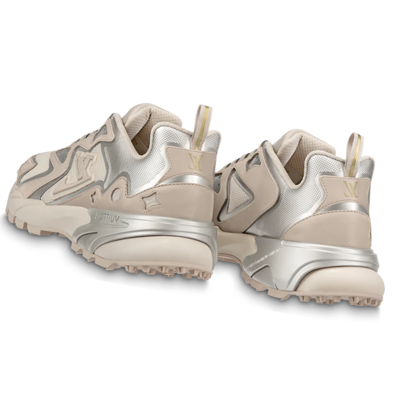 Shop Louis Vuitton Runner Tatic Sneakers 'Beige' Wanita Pria Casual Olahraga. 1AARJW