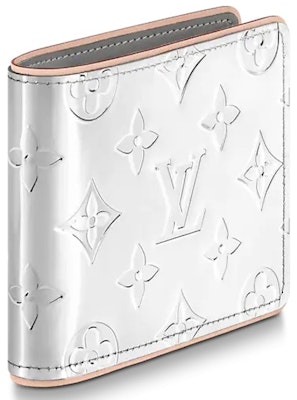 루이 비통 슬렌더 월릿 모노그램 미러
Order 루이 비통 슬렌더 월릿 모노그램 미러