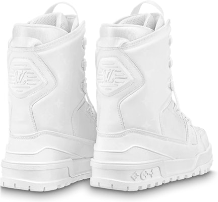 Louis Vuitton Snow Boot 'White' 1AAS7M Lookbook Louis Vuitton Snow Boot 'White' 1AAS7M