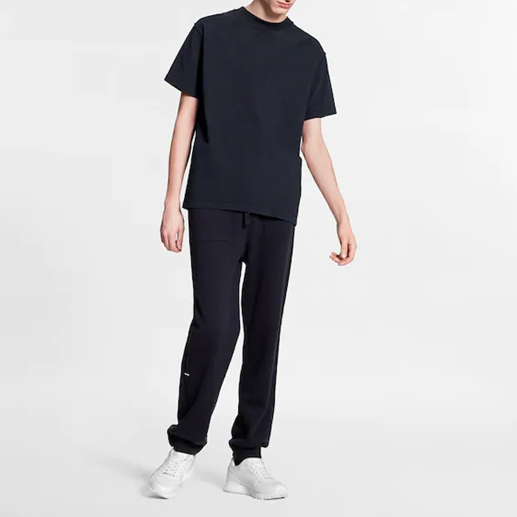 Lookbook 루이비통 솔리드 네이비 블루 릴랙스 크루넥 반팔 티셔츠 1A7XSB