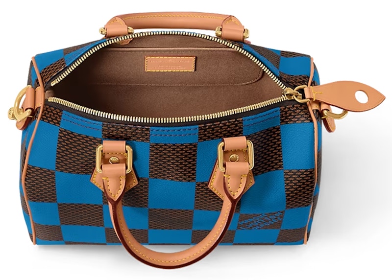 Lookbook 루이비통 스피디 25 반둘리에 다미에 팝 블루 
