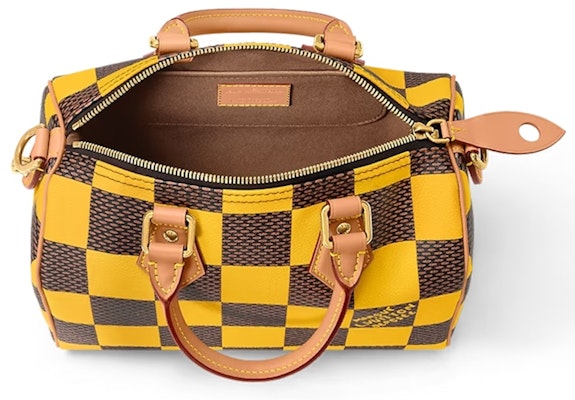 Louis Vuitton Speedy 25 Bandoulière Damier Pop Jaune Mat Lookbook Louis Vuitton Speedy 25 Bandoulière Damier Pop Jaune Mat