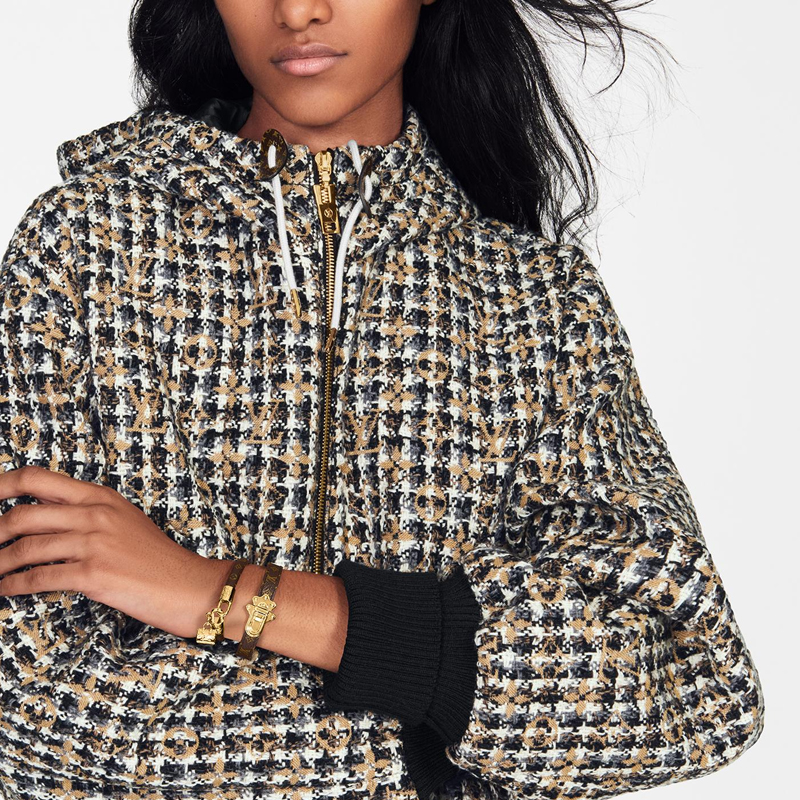 Shop 루이비통 스피디 참 클래식 모노그램 캔버스 브레이슬릿 유니섹스 골드. M8031F