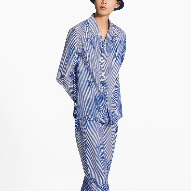 Purchase LOUIS VUITTON SS21 Baju Pajama Lelaki Biru Bergaris dengan Logo Dakwat. 1A8R12