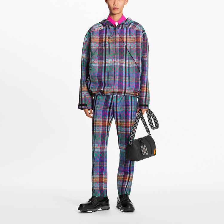 LOUIS VUITTON SS21 Checkered Parka Jacket in Purple 1A8PGN 圖 3