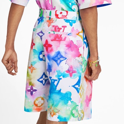 루이비통 SS21 타이다이 로고 프린트 캐주얼 쇼츠 멀티컬러 남성용. 1A8QZD Details for 루이비통 SS21 타이다이 로고 프린트 캐주얼 쇼츠 멀티컬러 남성용. 1A8QZD