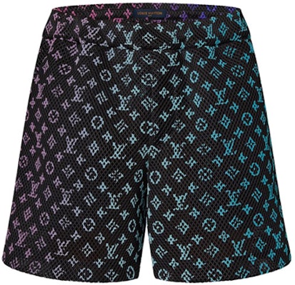 LOUIS VUITTON SS22 Celana Pendek Hitam Print Logo Kasual. 1A9V7V Order LOUIS VUITTON SS22 Celana Pendek Hitam Print Logo Kasual. 1A9V7V