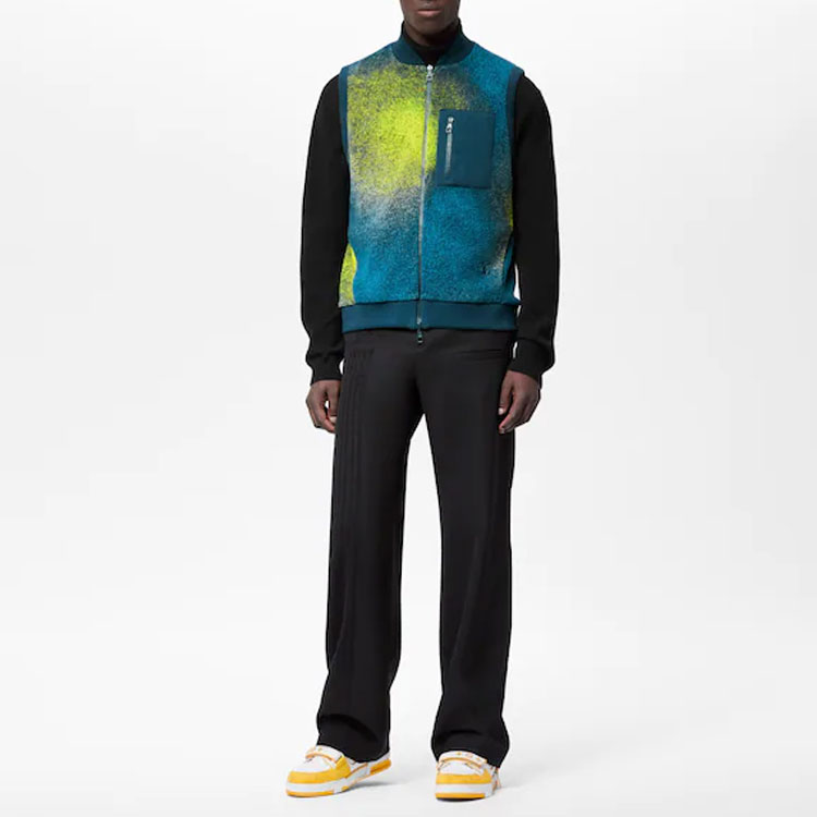 Lookbook 루이 비통 SS22 자수 지퍼 포켓 베스트 블루 1AA4RV