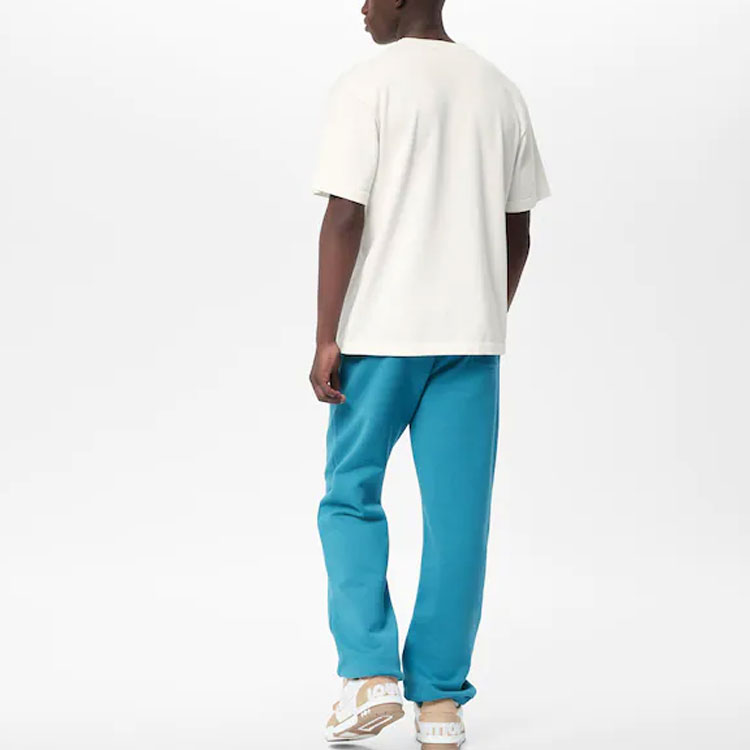 Shop LOUIS VUITTON SS22 白色刺繡字母圓領T恤 1AA80H