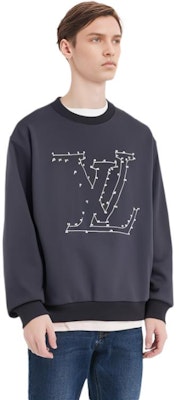 LOUIS VUITTON SS22 Gold Mine Logo Crewneck Sweatshirt Navy Unisex. 1A96KV Sizing LOUIS VUITTON SS22 Gold Mine Logo Crewneck Sweatshirt Navy Unisex. 1A96KV
