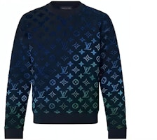 Louis Vuitton SS22 Gradient Monogram Crewneck Long Sleeve Sweatshirt Blue Mens. 1A9GLK Louis Vuitton SS22 Gradient Monogram Crewneck Long Sleeve Sweatshirt Blue Mens. 1A9GLK