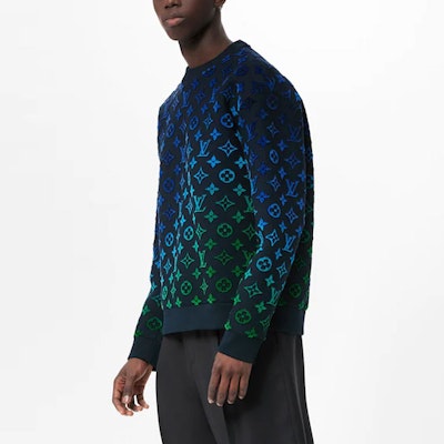 루이비통 SS22 그라데이션 모노그램 크루넥 긴팔 스웻셔츠 블루 남성용. 1A9GLK Shop 루이비통 SS22 그라데이션 모노그램 크루넥 긴팔 스웻셔츠 블루 남성용. 1A9GLK
