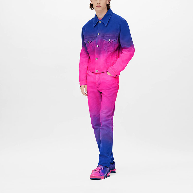 Shop LOUIS VUITTON SS22 Jaket Zip-Up Gradasi Warna Multicolor Outerwear. 1A9T3F