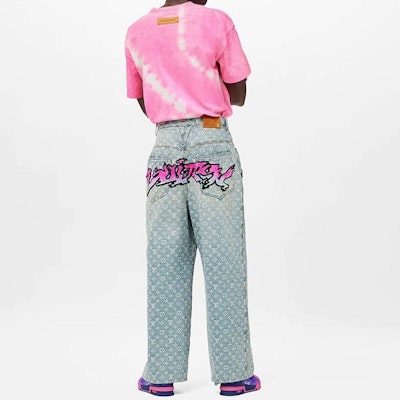 루이비통 SS22 로고 프린트 그래피티 데님 진 블루 1A9T0M Purchase 루이비통 SS22 로고 프린트 그래피티 데님 진 블루 1A9T0M