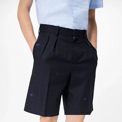 LOUIS VUITTON 2022春夏海軍藍繡標男士休閒短褲 1A9IRP Purchase LOUIS VUITTON 2022春夏海軍藍繡標男士休閒短褲 1A9IRP