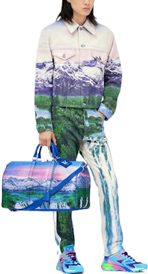 LOUIS VUITTON SS22 Jaket Pria Lengan Panjang Motif Scenic Multicolor 1A9T14 Lookbook LOUIS VUITTON SS22 Jaket Pria Lengan Panjang Motif Scenic Multicolor 1A9T14