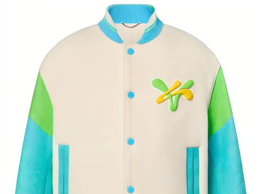 LOUIS VUITTON SS23 Jaket Varsity Multicolor dengan Sulaman Huruf Kartun 1AB96I Sizing LOUIS VUITTON SS23 Jaket Varsity Multicolor dengan Sulaman Huruf Kartun 1AB96I