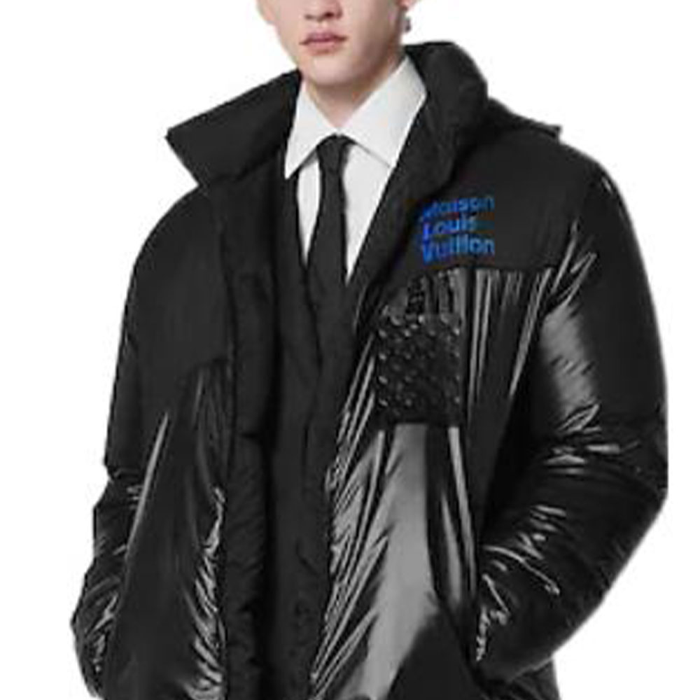 Details for Louis Vuitton SS23 Black  Letter Logo Print Hooded Down Jacket. 1AAUVA