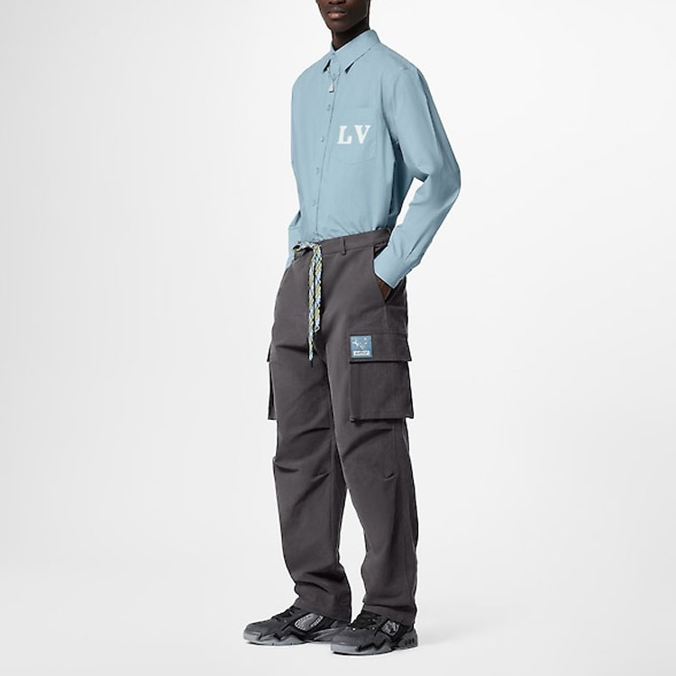 Lookbook LOUIS VUITTON SS23 Kemeja Lengan Panjang Pria Monogram Biru Single-Breasted 1AB5L7