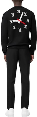 LOUIS VUITTON SS23 Sweater Rajut Pola Jam Pria Warna Hitam 1AA4HL Shop LOUIS VUITTON SS23 Sweater Rajut Pola Jam Pria Warna Hitam 1AA4HL