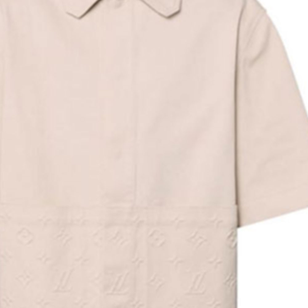 Shop 루이 비통 SS23 엠보싱 로고 반팔 셔츠 카키 1AAUOA