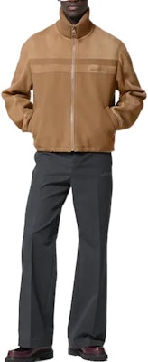 LOUIS VUITTON SS23 Mixed Leather Zip-Up Stand Collar Jacket Men Light Brown 1AAUXG Lookbook LOUIS VUITTON SS23 Mixed Leather Zip-Up Stand Collar Jacket Men Light Brown 1AAUXG