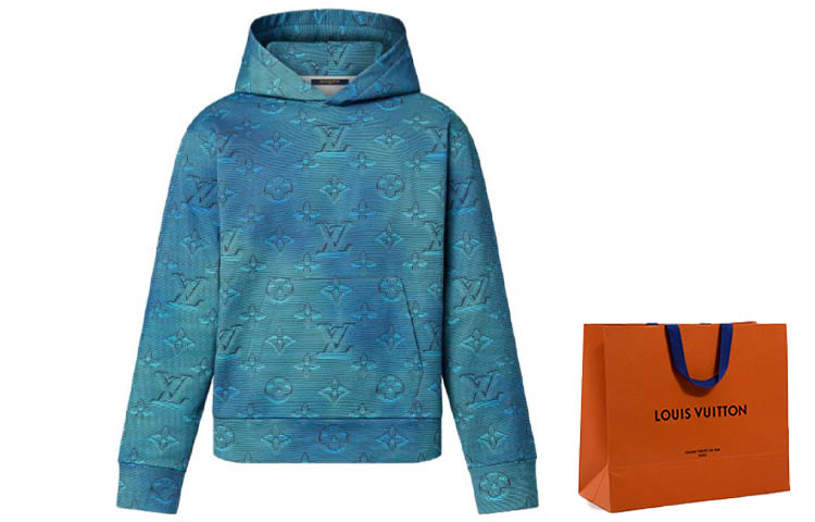 Lookbook Sudadera Azul Hombre LOUIS VUITTON SS23 con Logo Monograma Impreso. 1AA4IO