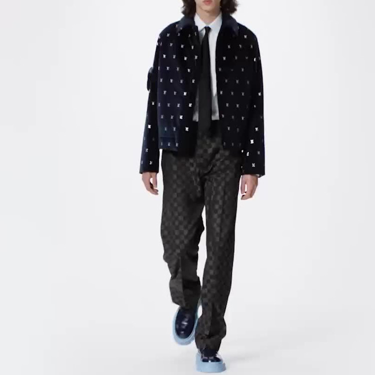 LOUIS VUITTON SS23 Navy Logo Print Zip-Up Jacket for Men 1AATJQ 圖 3