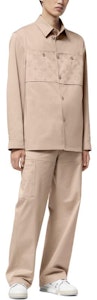 ルイヴィトン SS24 ベージュ 長袖 シャツジャケット カジュアルスタイル 1AFBVQ Lookbook ルイヴィトン SS24 ベージュ 長袖 シャツジャケット カジュアルスタイル 1AFBVQ