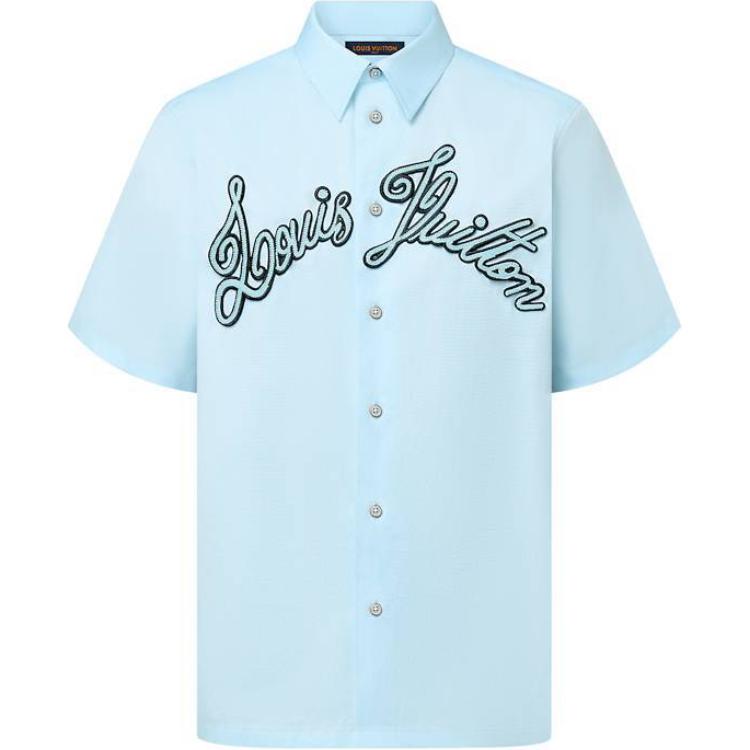LOUIS VUITTON SS24  Blue Embroidered Letter Short-Sleeve Shirt. 1AFRLP