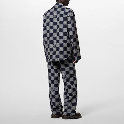 LOUIS VUITTON SS24 Chaqueta Casual de Manga Larga con Cuadros Grises. 1AFAUP Sizing LOUIS VUITTON SS24 Chaqueta Casual de Manga Larga con Cuadros Grises. 1AFAUP