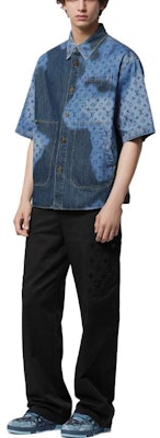 Kemeja Denim Lengan Pendek Pria Louis Vuitton SS24 Logo Monogram Biru. 1AFAVH Details for Kemeja Denim Lengan Pendek Pria Louis Vuitton SS24 Logo Monogram Biru. 1AFAVH