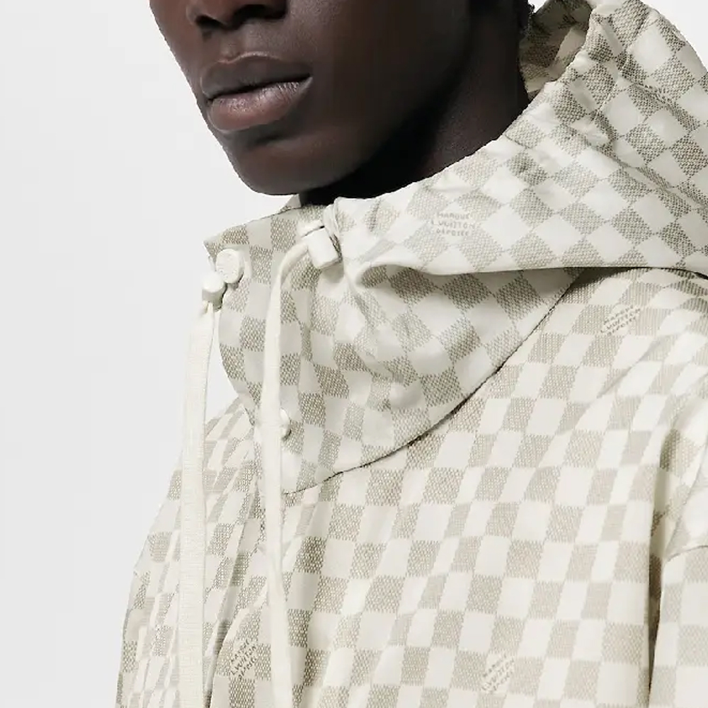 Details for Abrigo Gris con Capucha y Manga Larga de Cuadros LOUIS VUITTON SS24. 1AFIJZ