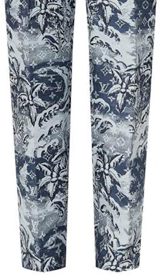 LOUIS VUITTON SS24 Celana Kasual Pria Motif Bunga dengan Saku Ritsleting. 1AFQWF Lookbook LOUIS VUITTON SS24 Celana Kasual Pria Motif Bunga dengan Saku Ritsleting. 1AFQWF