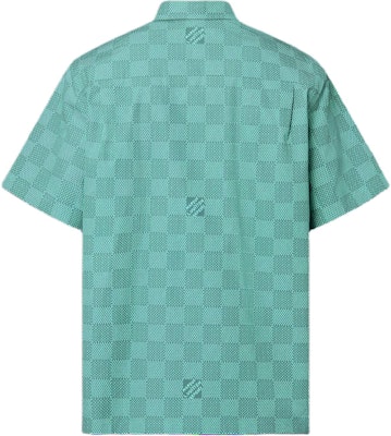 루이 비통 SS24 남성용 그린 체크 반소매 버튼업 셔츠 1AFQXX Lookbook 루이 비통 SS24 남성용 그린 체크 반소매 버튼업 셔츠 1AFQXX