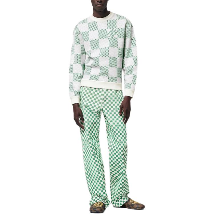 Lookbook 루이 비통 SS24 남성 그린 체크 로고 오버사이즈 긴팔 맨투맨. 1AFJHF