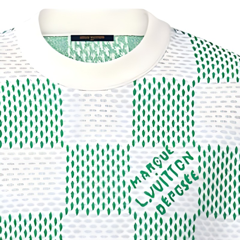 Sizing 루이 비통 SS24 남성 그린 체크 로고 오버사이즈 긴팔 맨투맨. 1AFJHF