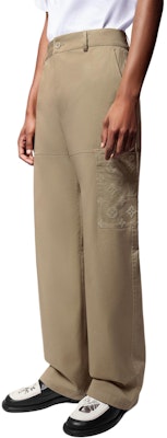 Pantalones Cargo Beige Hombre LOUIS VUITTON SS24 Logo Button Pierna Recta. 1AFQAV Details for Pantalones Cargo Beige Hombre LOUIS VUITTON SS24 Logo Button Pierna Recta. 1AFQAV