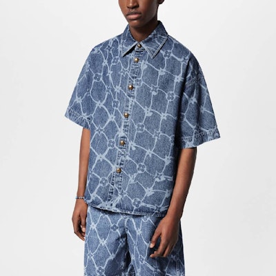 路易威登 SS24 藍色Logo印花牛仔短袖襯衫 - 時尚款式。 1AFQZ0 Purchase 路易威登 SS24 藍色Logo印花牛仔短袖襯衫 - 時尚款式。 1AFQZ0