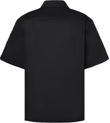 루이비통 SS24 로고 프린트 반팔 셔츠 남성 블랙 1AFR05 Lookbook 루이비통 SS24 로고 프린트 반팔 셔츠 남성 블랙 1AFR05