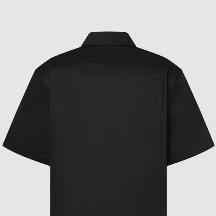 Sizing 루이비통 SS24 로고 프린트 반팔 셔츠 남성 블랙 1AFR05