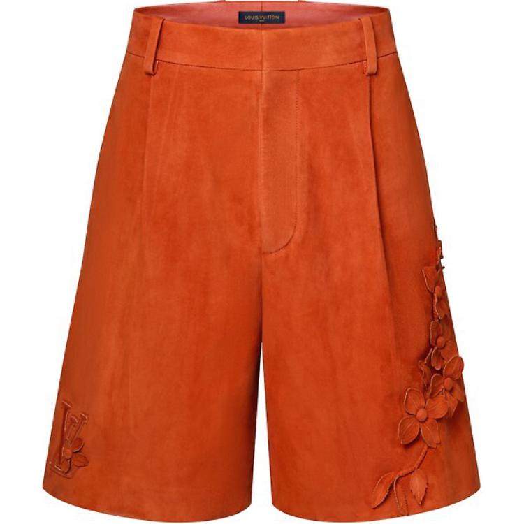 LOUIS VUITTON SS24 Orange  Shorts with 3D Floral Appliqué Design. 1AFQNF