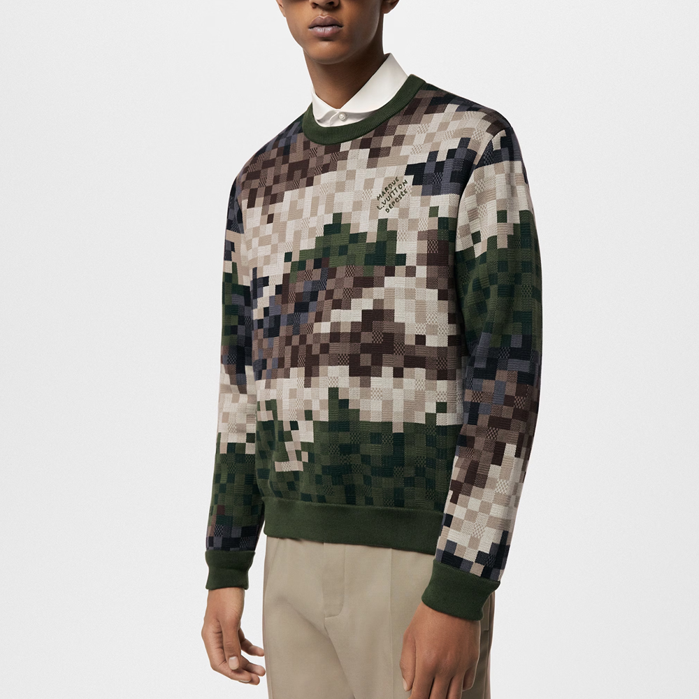 Sizing Sudadera Louis Vuitton SS24 Pharrell Camo Letter Jacquard Multicolor Hombre. 1AFIVT