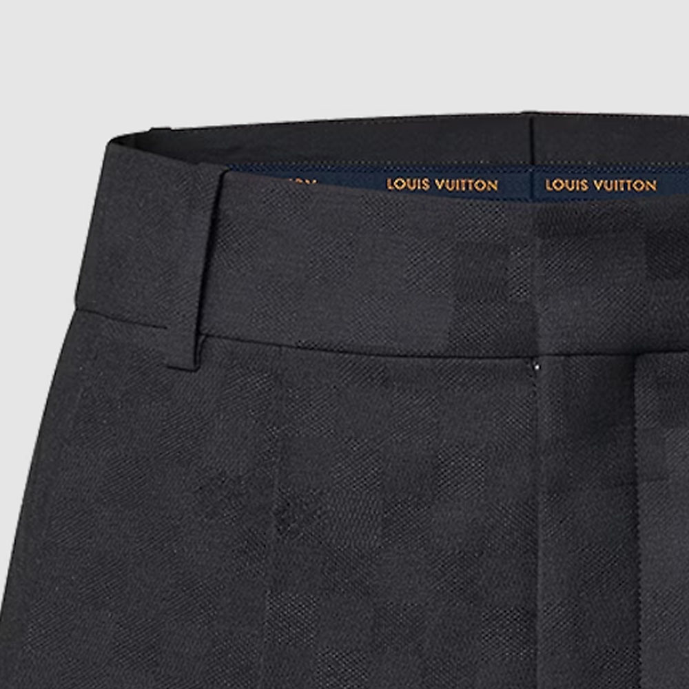 Sizing LOUIS VUITTON SS24 Pharrell Collab Checkered Loose Pleated Shorts Black . 1AFIZR