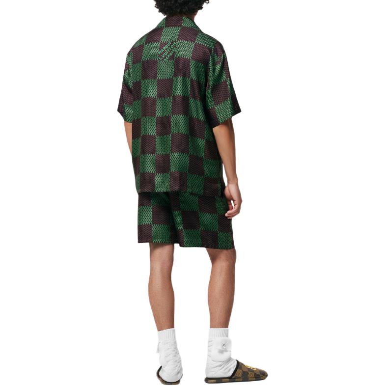 Shop 루이 비통 SS24 퍼렐 협업 레터 자카드 밴딩 쇼츠 그린 남성. 1AFJ63