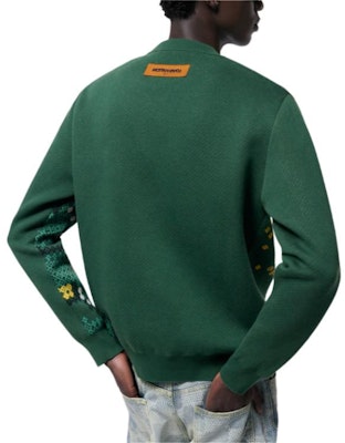 Louis Vuitton SS24 Pharrell Kolaborasi Sweatshirt Corak Jacquard Hijau. 1AFIXS Details for Louis Vuitton SS24 Pharrell Kolaborasi Sweatshirt Corak Jacquard Hijau. 1AFIXS