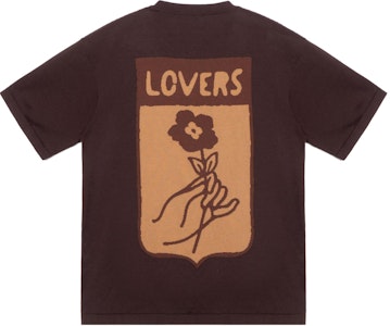 路易威登 SS24 Pharrell 字母卡通印花寬版T恤 棕色 1AFIWW Lookbook 路易威登 SS24 Pharrell 字母卡通印花寬版T恤 棕色 1AFIWW