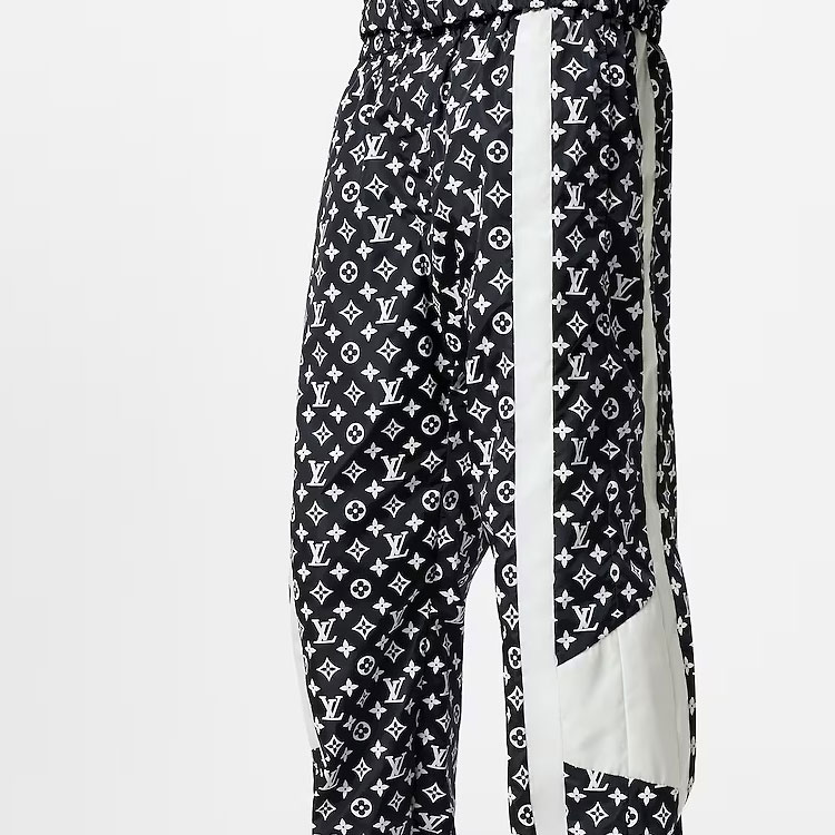 Details for Pantalones Jogger de Punto Negro con Logo LOUIS VUITTON SS25 para Hombre. 1AFWQD